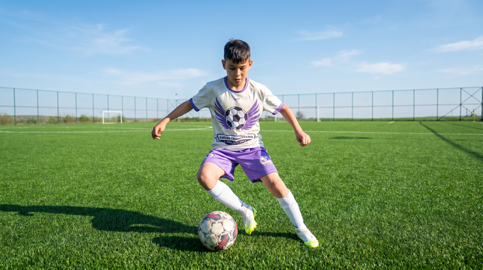 Multisport pentru copii: de ce fotbalul singur nu e suficient